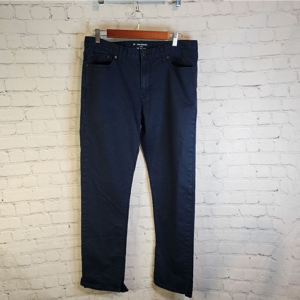 Men's Banana Republic "slim fit" pre-cut helms jeans, size 34 X 34